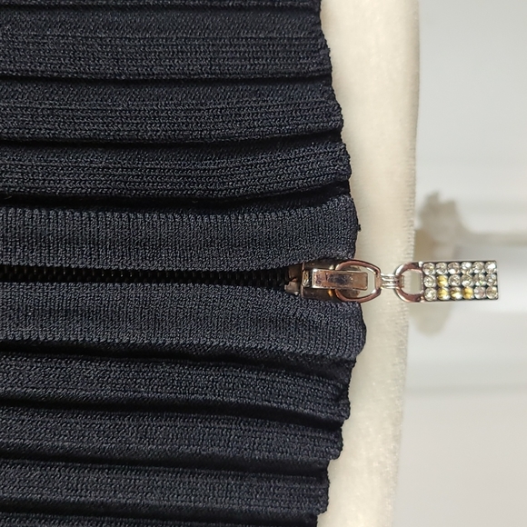 Belldini Ribbed Full Zip Sweater - Picture 5 of 14